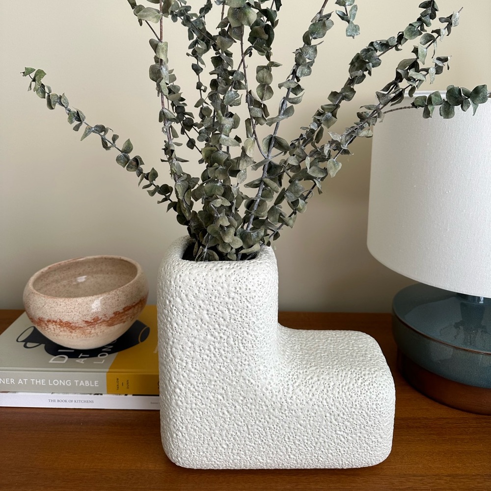 Isobel Medium Tiered Planter